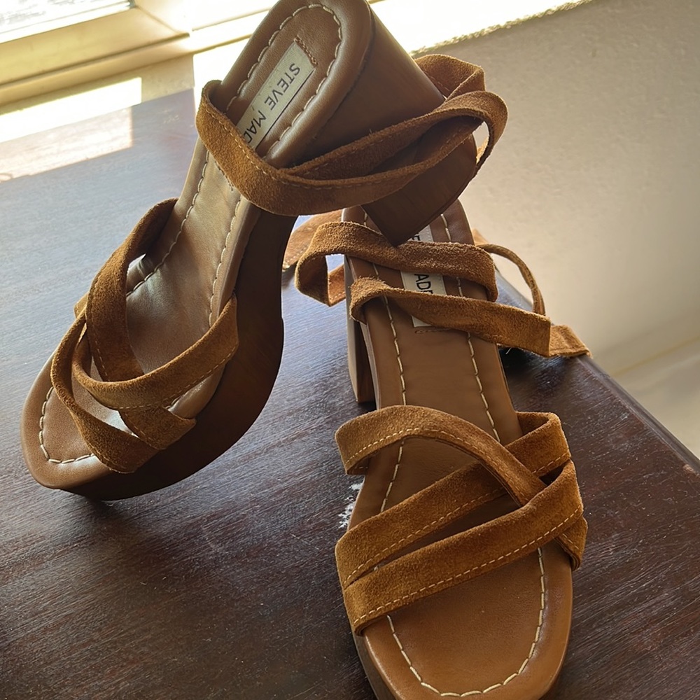 Steve Madden - Picture 3 of 8